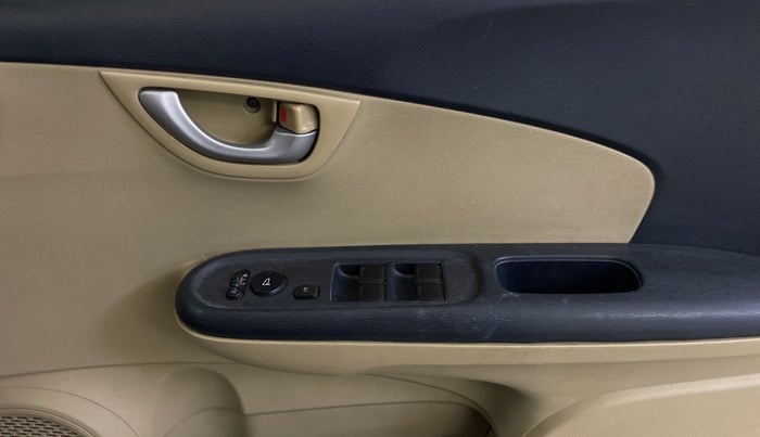 2014 Honda Brio VX AT, Petrol, Automatic, 74,440 km, Driver Side Door Panels Control