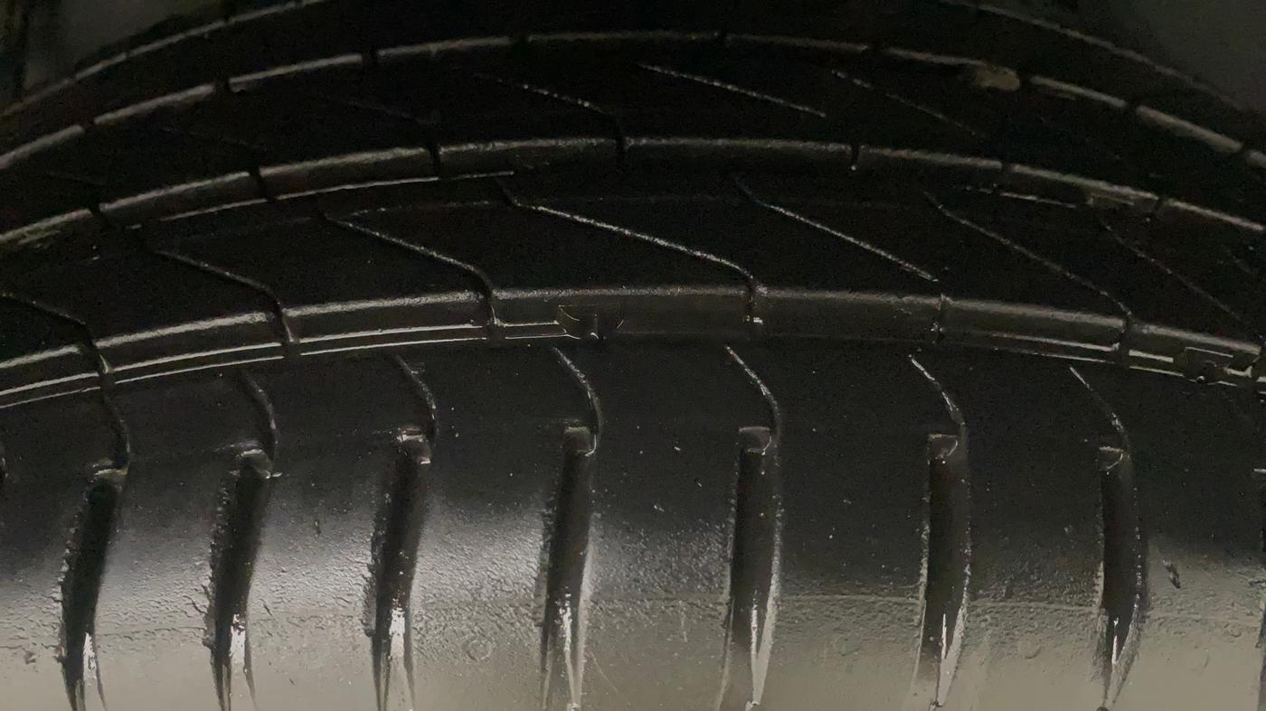 2021 Tata ALTROZ XZ PLUS PETROL, Petrol, Manual, 65,589 km, Left Rear Tyre Tread