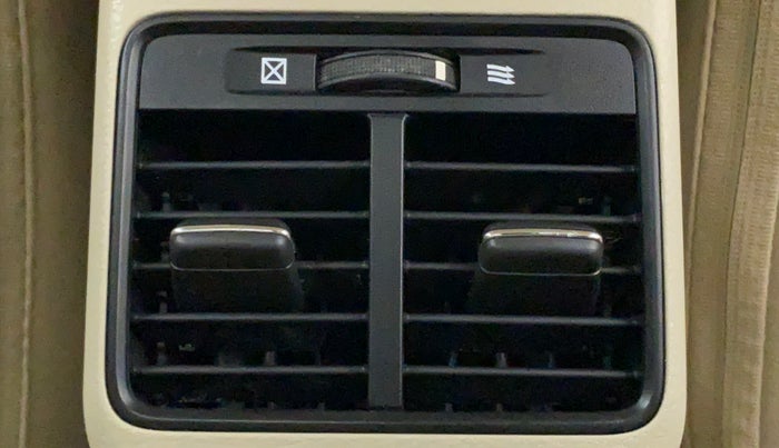 2017 Maruti Ciaz SIGMA 1.4 VVT, Petrol, Manual, 35,711 km, Rear AC Vents