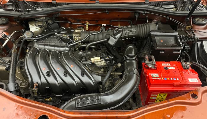 2018 Renault Duster RXS CVT, Petrol, Automatic, 1,22,948 km, Engine View