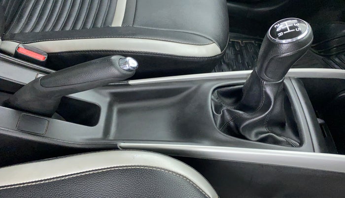 2018 Maruti Baleno DELTA 1.2 K12, Petrol, Manual, 32,310 km, Gear Lever