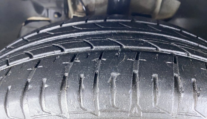 2020 Tata Tiago XT 1.2 REVOTRON, Petrol, Manual, 28,382 km, Left Front Tyre Tread