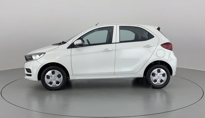 2020 Tata Tiago XT 1.2 REVOTRON, Petrol, Manual, 28,382 km, Left Side