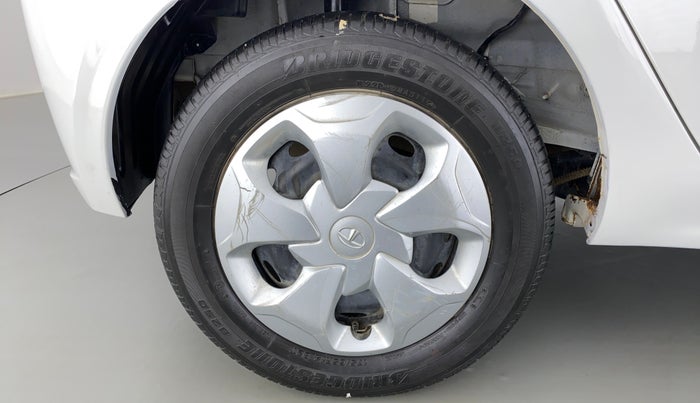 2020 Tata Tiago XT 1.2 REVOTRON, Petrol, Manual, 28,382 km, Right Rear Wheel