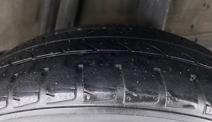 2019 Honda Jazz 1.2L I-VTEC VX CVT, Petrol, Automatic, 16,873 km, Left Rear Tyre Tread