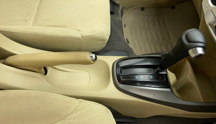 2012 Honda City 1.5L I-VTEC V AT, Petrol, Automatic, 59,165 km, Gear Lever