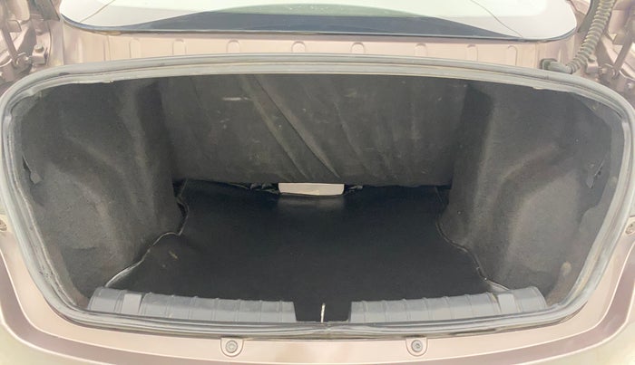 2018 Tata TIGOR XZ (O) PETROL, Petrol, Manual, 40,478 km, Boot Inside