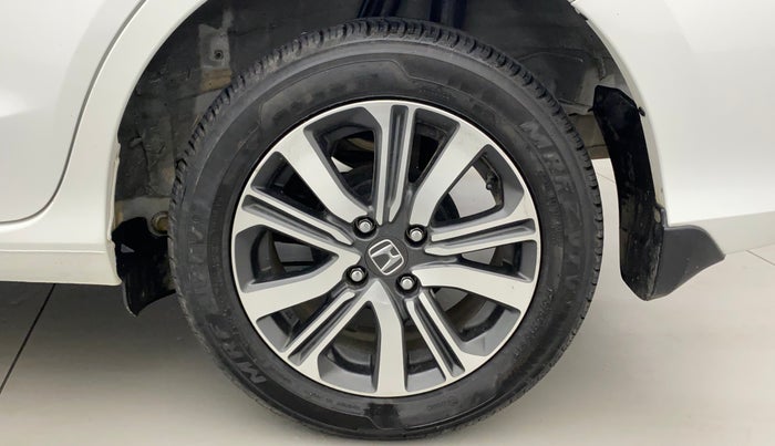 2022 Honda Amaze 1.2L I-VTEC VX CVT, Petrol, Automatic, 13,540 km, Left Rear Wheel