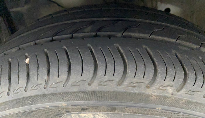 2022 Honda Amaze 1.2L I-VTEC VX CVT, Petrol, Automatic, 13,540 km, Left Front Tyre Tread