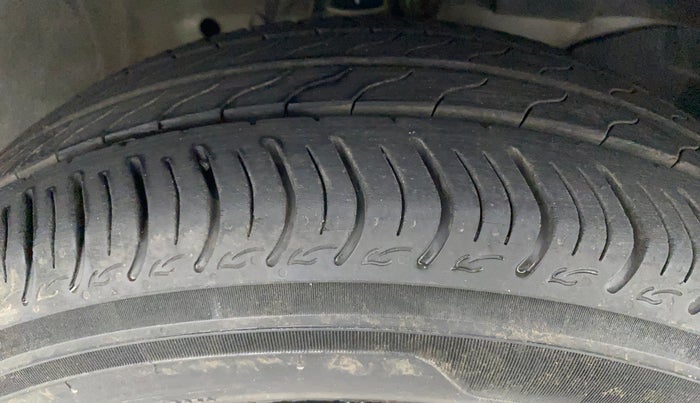 2022 Honda Amaze 1.2L I-VTEC VX CVT, Petrol, Automatic, 13,540 km, Right Front Tyre Tread