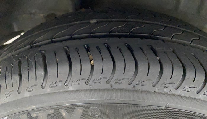 2022 Honda Amaze 1.2L I-VTEC VX CVT, Petrol, Automatic, 13,540 km, Right Rear Tyre Tread