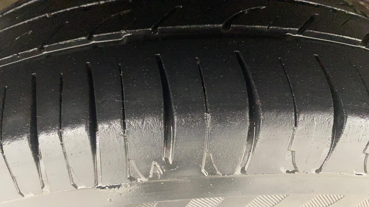 2017 Tata TIGOR XT PETROL, Petrol, Manual, 92,098 km, Right Rear Tyre Tread