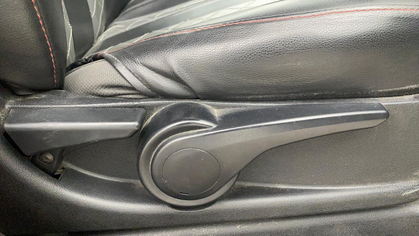 2017 Tata TIGOR XT PETROL, Petrol, Manual, 92,098 km, Driver Side Adjustment Panel