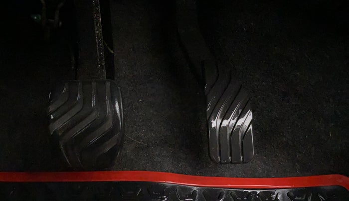 2021 Renault Kwid CLIMBER 1.0 AMT (O), Petrol, Automatic, 13,513 km, Pedals