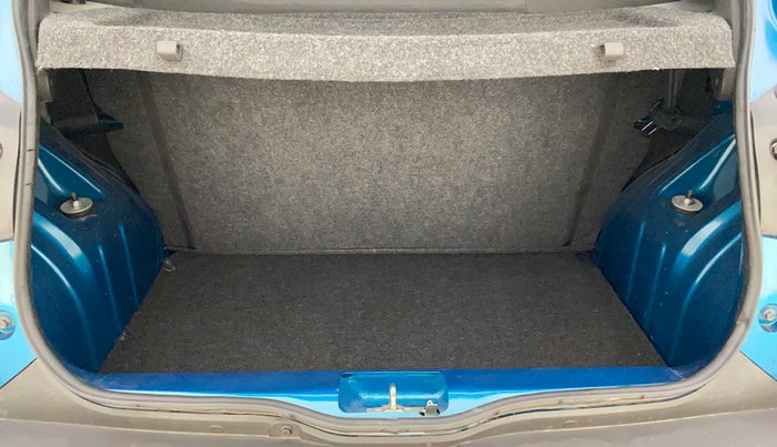 2021 Renault Kwid CLIMBER 1.0 AMT (O), Petrol, Automatic, 13,513 km, Boot Inside