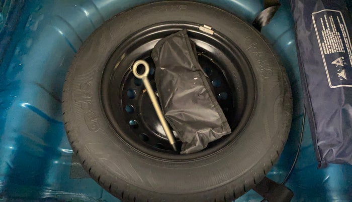 2021 Renault Kwid CLIMBER 1.0 AMT (O), Petrol, Automatic, 13,513 km, Spare Tyre