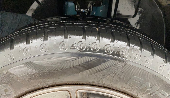 2021 Renault Kwid CLIMBER 1.0 AMT (O), Petrol, Automatic, 13,513 km, Right Front Tyre Tread