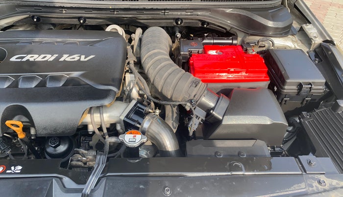 2018 Hyundai Verna 1.6 SX (O) CRDI MT, Diesel, Manual, 68,211 km, Engine View - Left