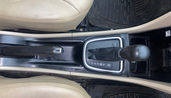 2020 Maruti Ciaz DELTA AT 1.5 SHVS PETROL, Petrol, Automatic, 1,38,064 km, Gear Lever