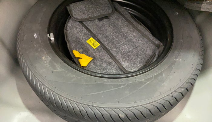 2024 Hyundai Verna SX (O) 1.5 TURBO PETROL DCT, Petrol, Automatic, 15,541 km, Spare Tyre