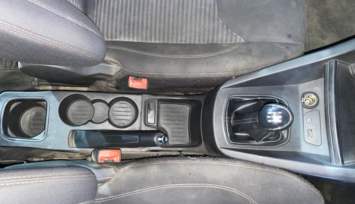 2021 Ford FREESTYLE TITANIUM PLUS 1.2 PETROL, Petrol, Manual, 44,548 km, Gear Lever
