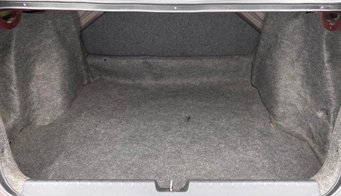 2015 Honda City VX MT PETROL, Petrol, Manual, 1,29,871 km, Boot Inside