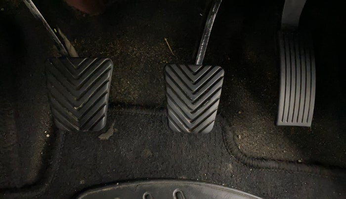 2022 Hyundai NEW I20 SPORTZ 1.2 MT, Petrol, Manual, 42,074 km, Pedals