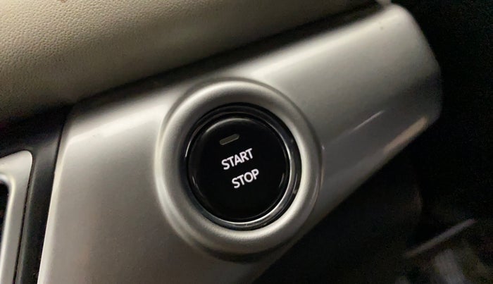 2023 Mahindra XUV700 AX 7 D MT 7 STR, Diesel, Manual, 47,576 km, Keyless Start/ Stop Button