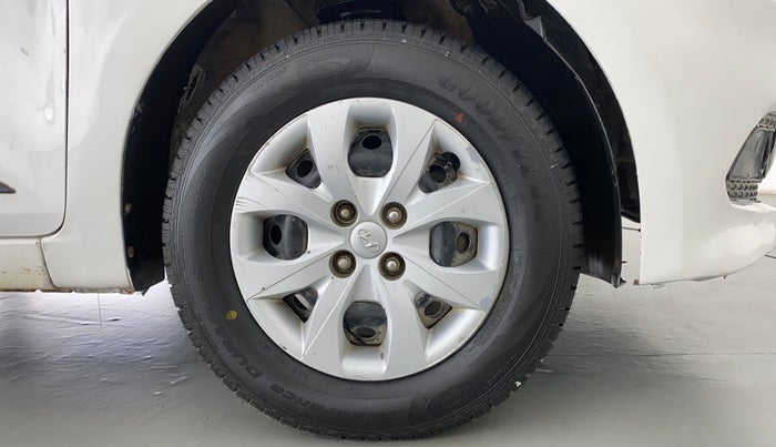 2016 Hyundai Elite i20 ERA 1.2, CNG, Manual, 73,648 km, Right Front Wheel