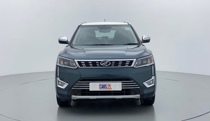 2019 Mahindra XUV300 W8 (O) Dual tone Diesel, Diesel, Manual, 30,833 km, Front View