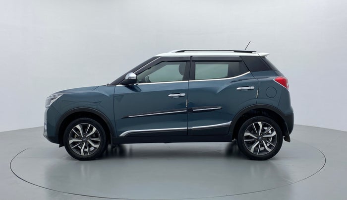 2019 Mahindra XUV300 W8 (O) Dual tone Diesel, Diesel, Manual, 30,833 km, Left Side View