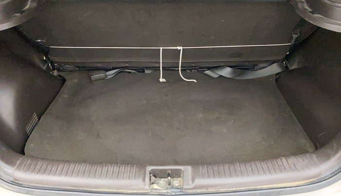 2013 Hyundai Santro Xing GL PLUS, Petrol, Manual, 61,788 km, Boot Inside