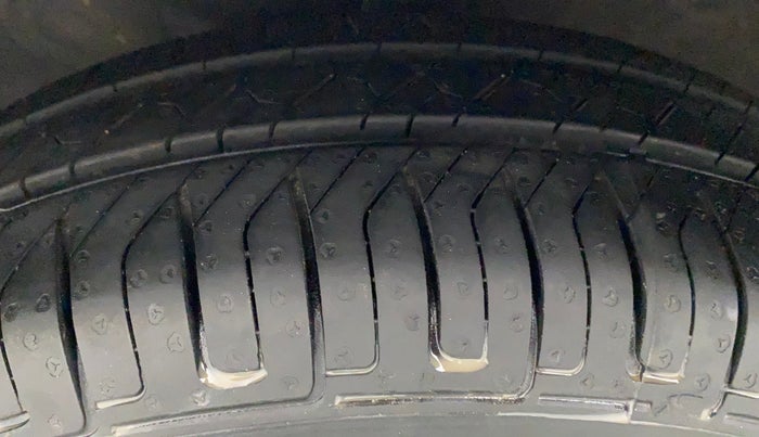 2013 Hyundai Santro Xing GL PLUS, Petrol, Manual, 61,788 km, Left Front Tyre Tread