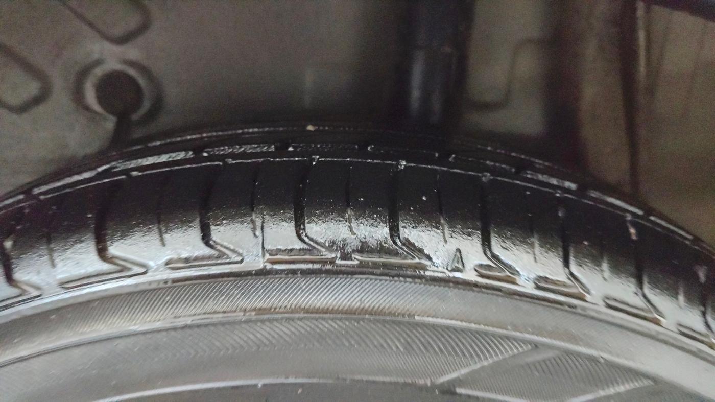 2020 Maruti Celerio X VXI AMT, CNG, Automatic, 76,297 km, Left Rear Tyre Tread