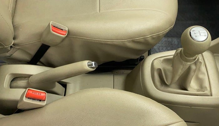 2018 Maruti Ertiga VXI ABS, Petrol, Manual, 46,232 km, Gear Lever