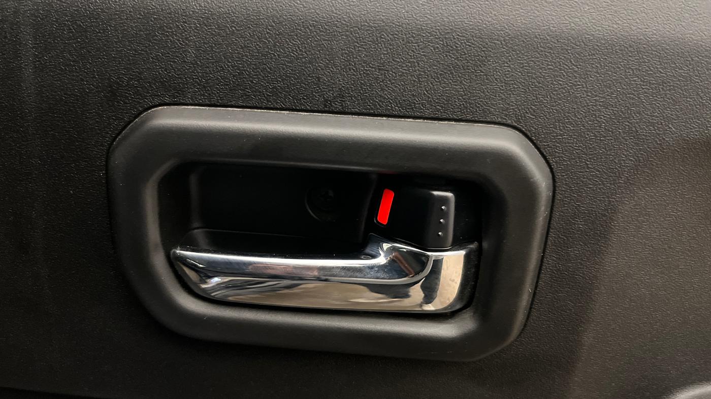 2023 Maruti JIMNY ALPHA ALL GRIP PRO MT, Petrol, Manual, 25,529 km, Driver Side Door Panels Control