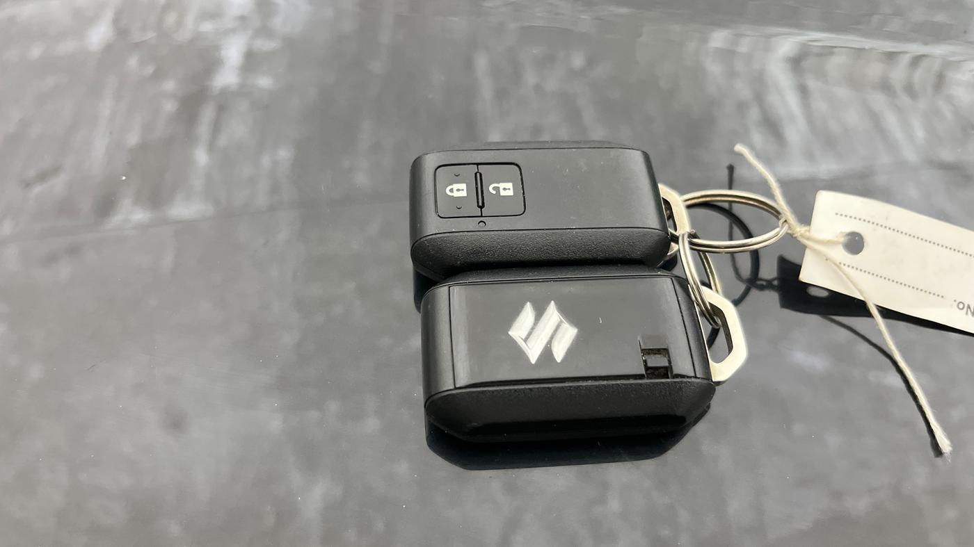 2023 Maruti JIMNY ALPHA ALL GRIP PRO MT, Petrol, Manual, 25,529 km, Key Close Up