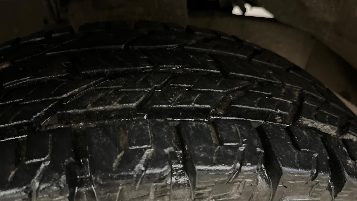 2023 Maruti JIMNY ALPHA ALL GRIP PRO MT, Petrol, Manual, 25,529 km, Left Front Tyre Tread