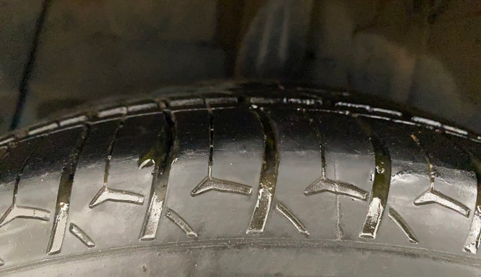 2019 Hyundai Grand i10 ASTA 1.2 KAPPA VTVT, Petrol, Manual, 35,158 km, Right Rear Tyre Tread