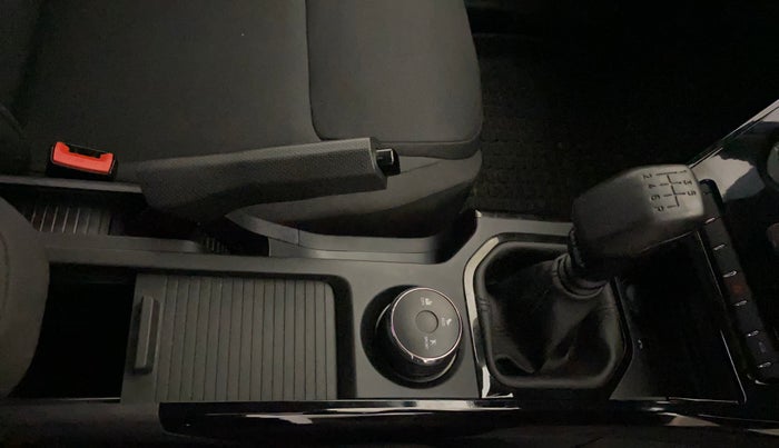 2025 Tata NEXON Pure Plus (S) 1.2 Petrol 6MT, Petrol, Manual, 2,126 km, Gear Lever