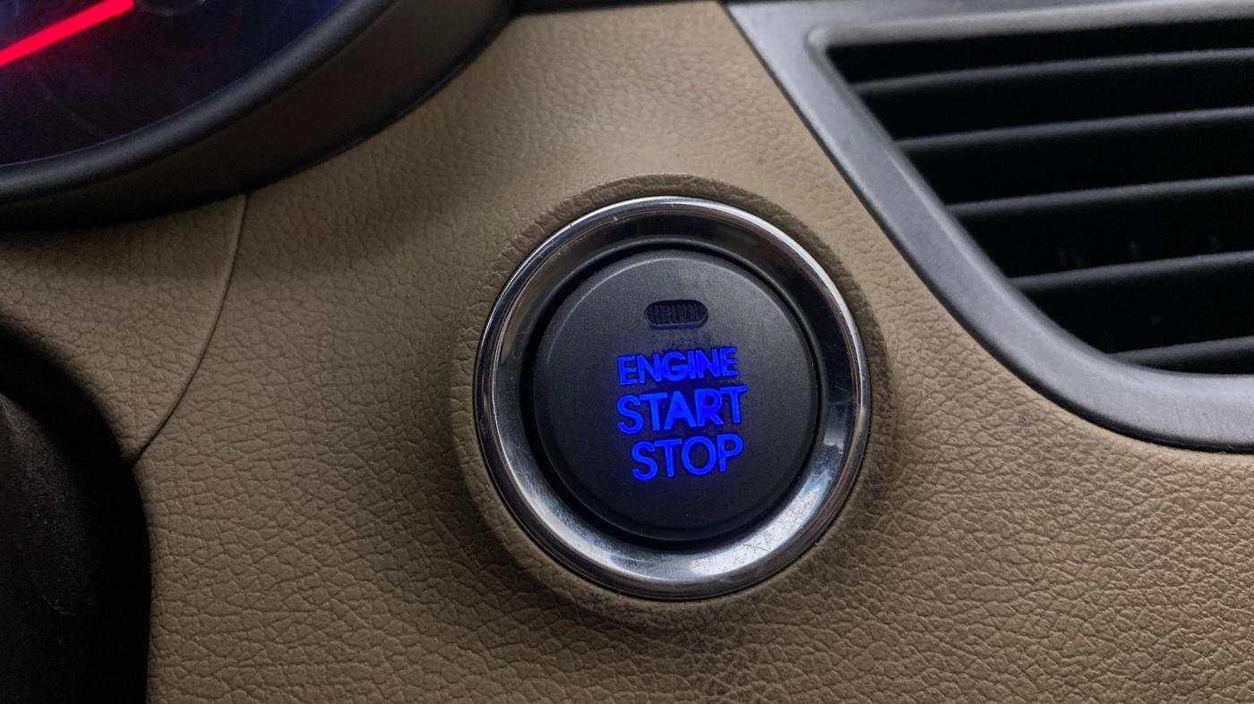 2013 Hyundai New Elantra 1.8 SX MT VTVT, Petrol, Manual, 88,898 km, Keyless Start/ Stop Button