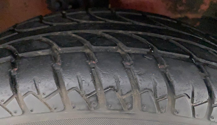 2015 Maruti Wagon R 1.0 LXI CNG, CNG, Manual, 42,790 km, Right Front Tyre Tread