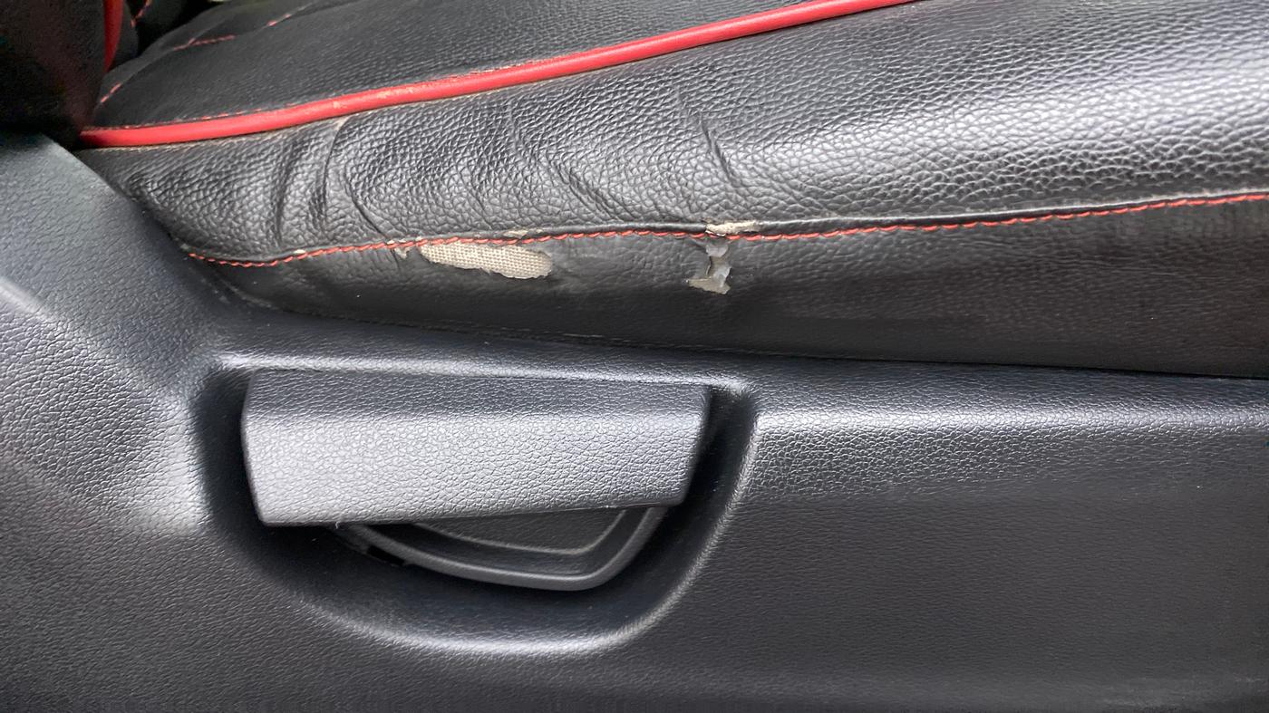 2020 Hyundai NEW SANTRO 1.1 SPORTZ MT CNG, CNG, Manual, 62,978 km, Driver Side Adjustment Panel