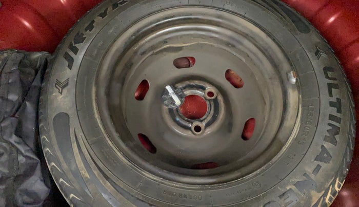 2017 Renault Kwid RXT 1.0 AMT, Petrol, Automatic, 67,812 km, Spare Tyre