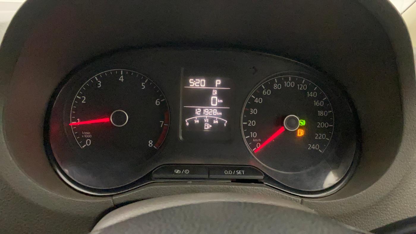 2016 Volkswagen Vento HIGHLINE PETROL AT, Petrol, Automatic, 1,21,926 km, Odometer Image