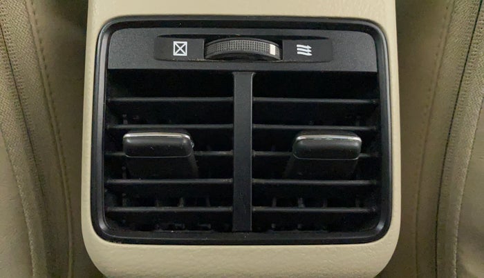 2018 Maruti Ciaz DELTA 1.5 SHVS VVT MT, Petrol, Manual, 39,325 km, Rear AC Vents