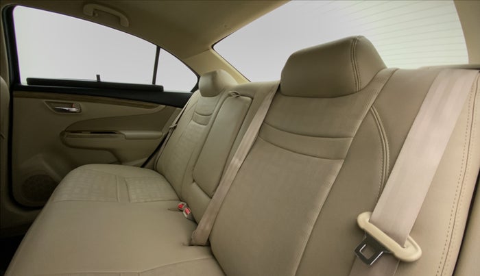 2018 Maruti Ciaz DELTA 1.5 SHVS VVT MT, Petrol, Manual, 39,325 km, Right Side Rear Door Cabin