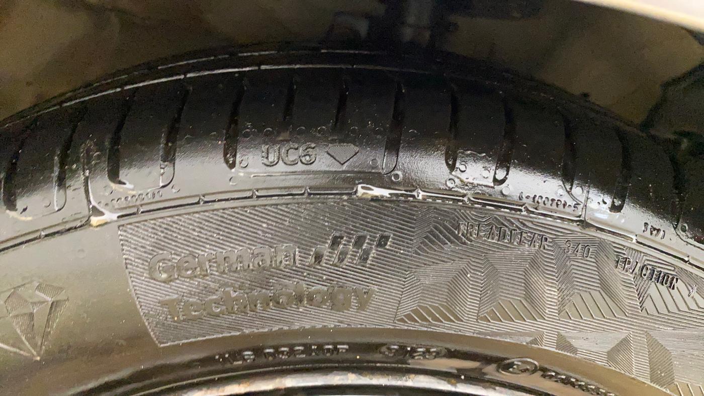 2018 Maruti Ciaz DELTA DIESEL 1.3, Diesel, Manual, 98,833 km, Right Front Tyre Tread