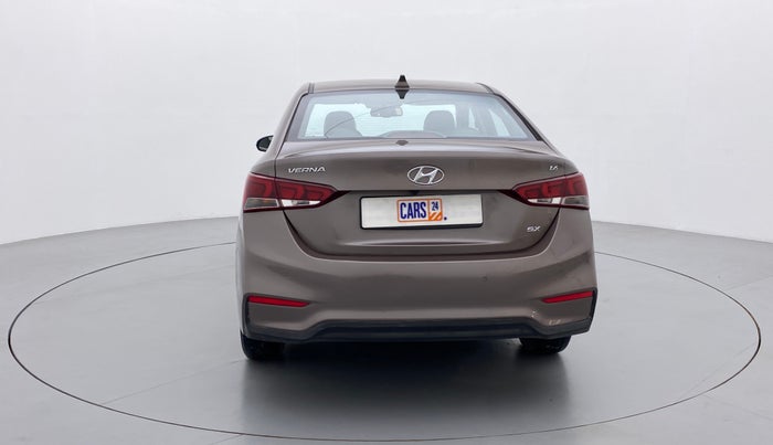 2017 Hyundai Verna 1.6 SX VTVT, Petrol, Manual, 89,065 km, Back/Rear