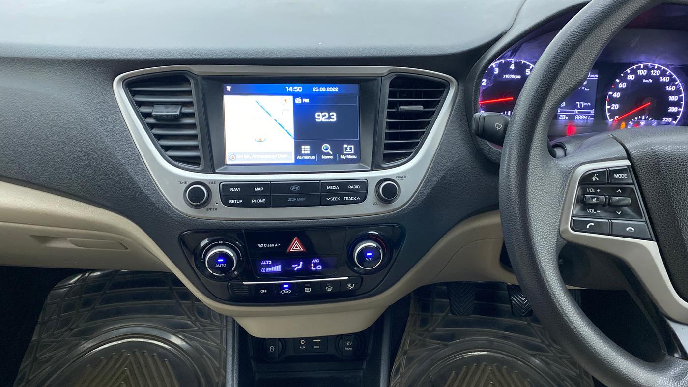 2017 Hyundai Verna 1.6 SX VTVT, Petrol, Manual, 89,065 km, Air Conditioner